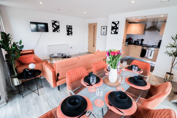 dining space 2 bed apartment in woolwich trade stays